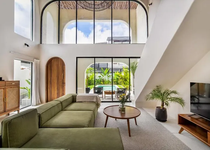 Nusa Loft V1 -2br With Rooftop Space In Villa *